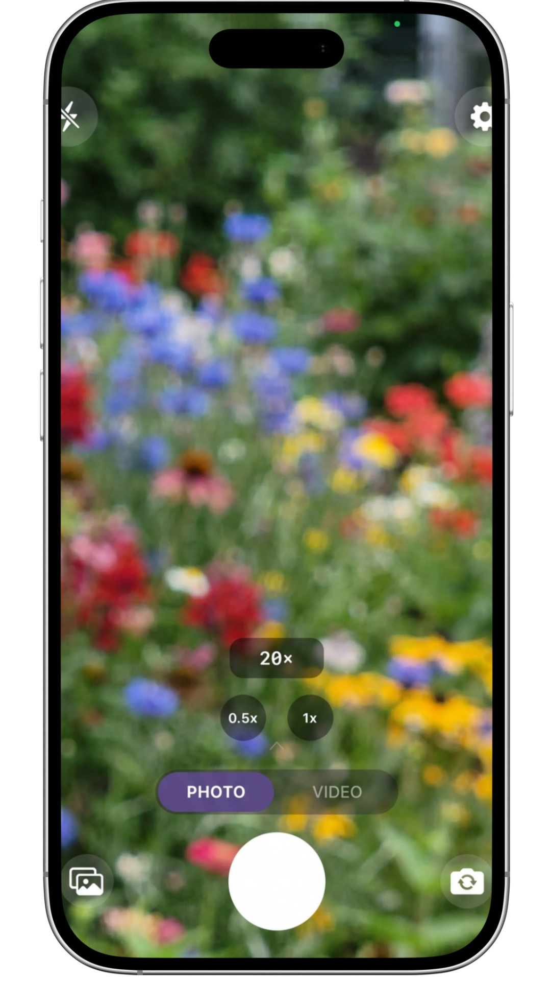 Up to 20× zoom control on the rear camera